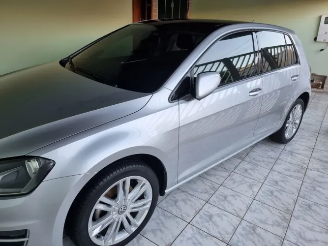 Volkswagen Golf Highline 1.4 TSI 140cv Aut. 2015