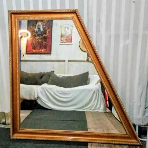 Espelho grande decorativo 170 × 140 cm | Moldura clássica