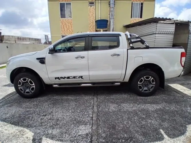Ford Ranger XLT 2.5 16V 4X2 CD Flex 2013