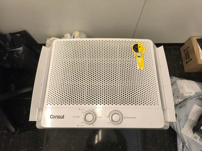 Ar condicionado janela 10000Btus Consul 110V (Negócio valor)