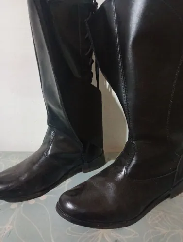 Vendo bota montaria 