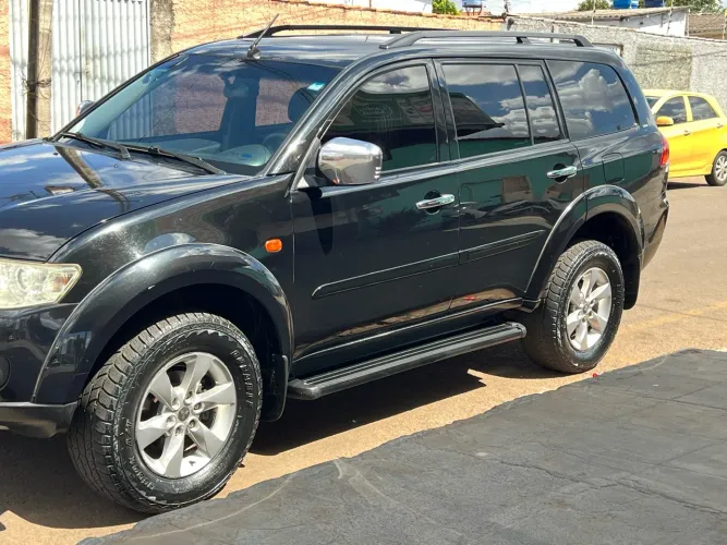 Mitsubishi Pajero Dakar 3.2 4X4 T.i. Dies. 5P Aut. 2012