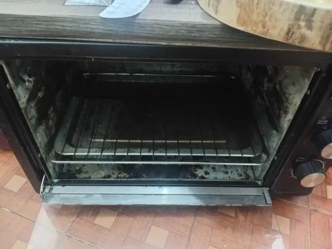 Forno elétrico Britânia 35 litros 1500W - R$ 150
