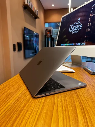 MacBook PRO 2018 16GB de ram 256gb
