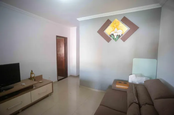Casa à Venda - Betânia, 3 Quartos, 400 m2