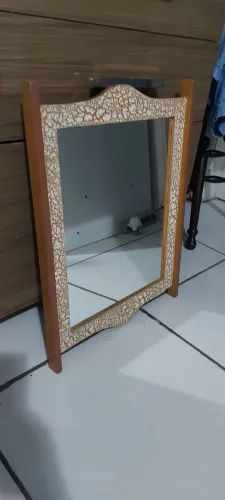 Espelho decorado 