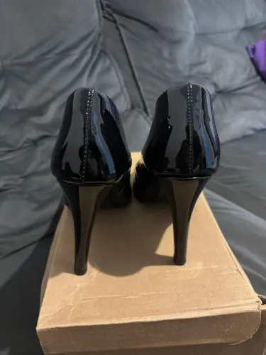 Salto Scarpin Bico Fino número 42