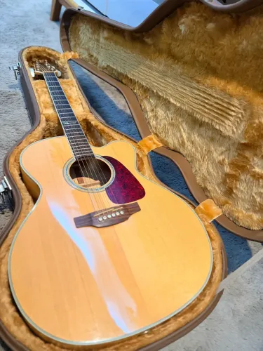 Takamine GJ72CE-NAT Jumbo Elétrico + Hard Case ? Estado de Colecionador