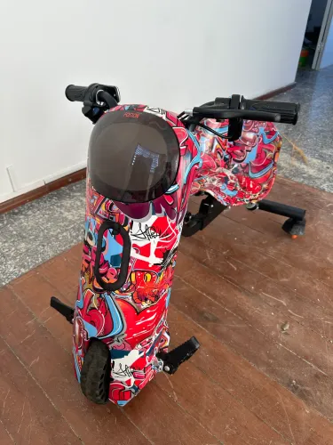 Triciclo elétrico de drift
