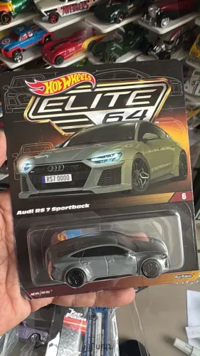 Hot Wheels Elite 64 Audi RS7 Sportback - Premium Metal/Metal - Real Riders 