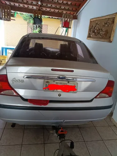 Ford Focus Ghia Sed. 2.0 16v/ 2.0 16V Flex 4P 2004