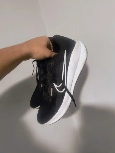 2 Tênis Nike - TM42