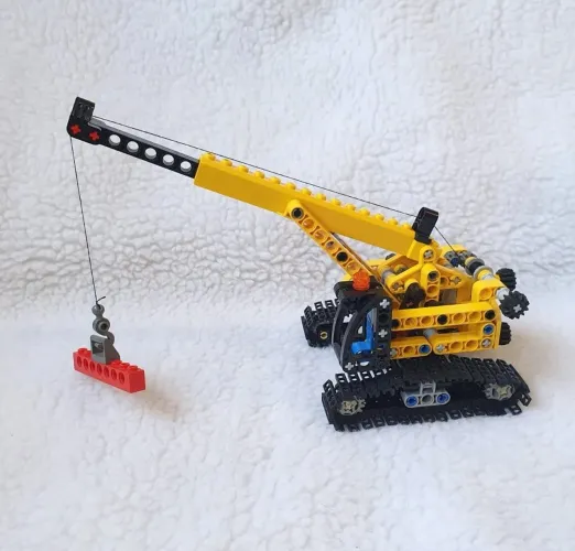 Lego Technic Guindaste sobre esteiras 9391