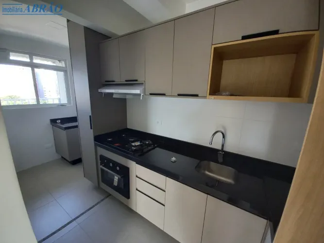 Apartamento Padrão para alugar em Zona 07, Maringá-PR