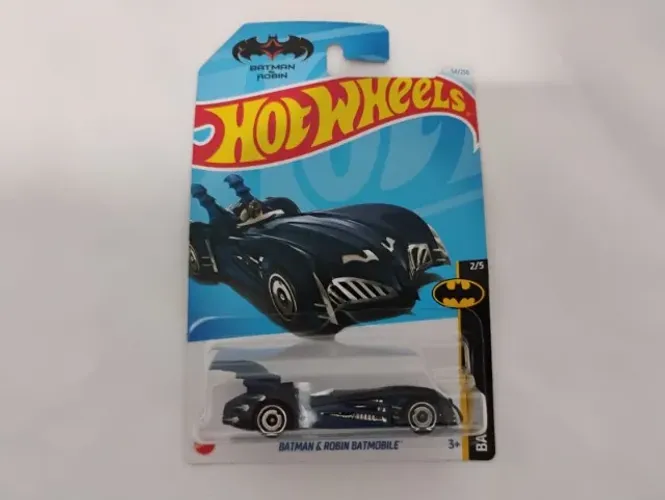 Hot Wheels Batmóvel Batman & Robin cor azul