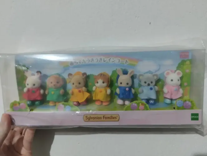Sylvanian families raincoat babies