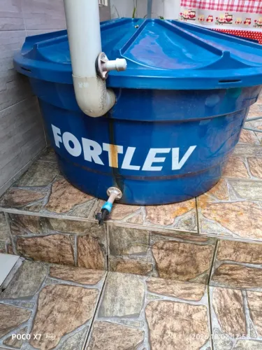 Vendo Caixa D?Água 500 litros marca FORTLEVE usada exclusivamente para captação de água