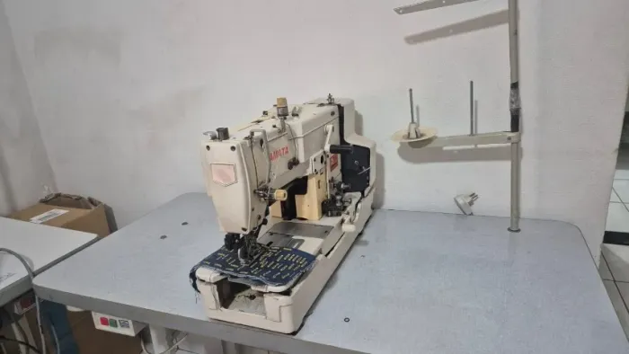 Caseadeira Industrial Yamata FY781 e Botoneira Lanmax LM-474
