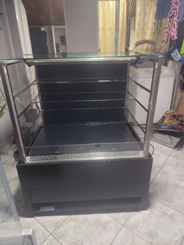 Vitrine Refrigerada Auden 220 V 1.25 x 78