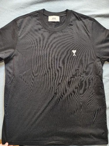 Camiseta ami paris preta