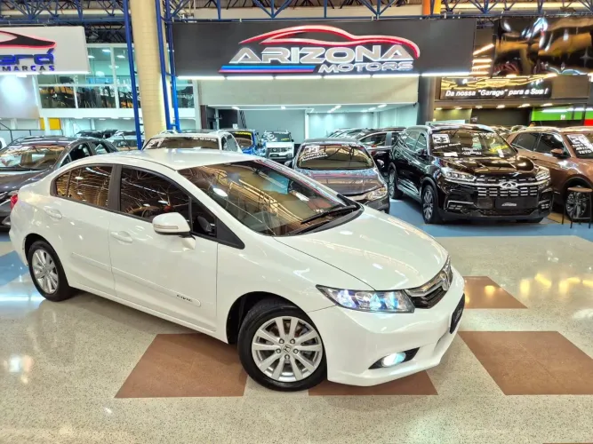 Honda Civic Sedan LXR 2.0 Flexone 16V Aut. 4P 2014