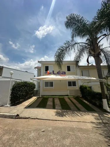 Sobrado à venda em Suzano-SP, Jardim Casa Branca: 3 quartos, 1 suíte, 1 sala, 1 banheiro,