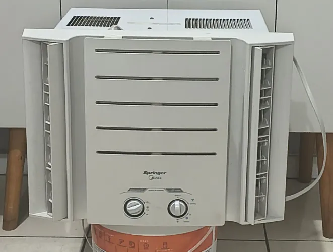 Ar-condicionado Springer Midea 7.500 BTUs - 127V