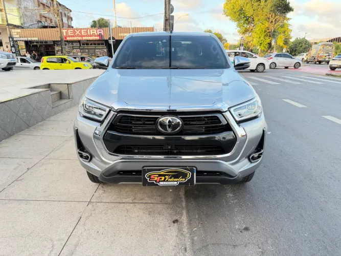 Toyota Hilux CD SRX 4X4 2.8 TDI 16V Diesel Aut. 2023