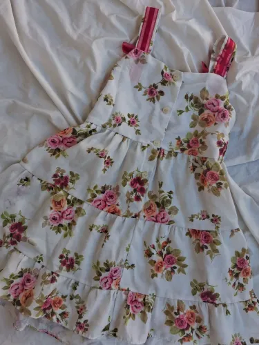 Vestido floral infantil 