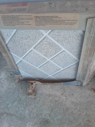 piso antiderrapante 150 reais 2 caixas 20 placas 2m2 