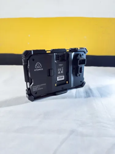 Monitor ATOMOS Shinobi Go + Cage