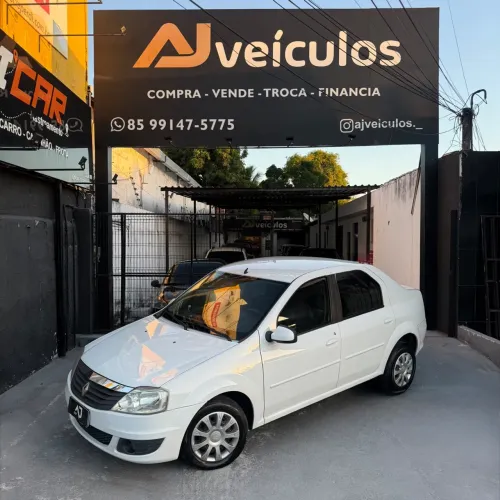 Renault Logan Expression Hi-flex 1.6 8V 4P 2013