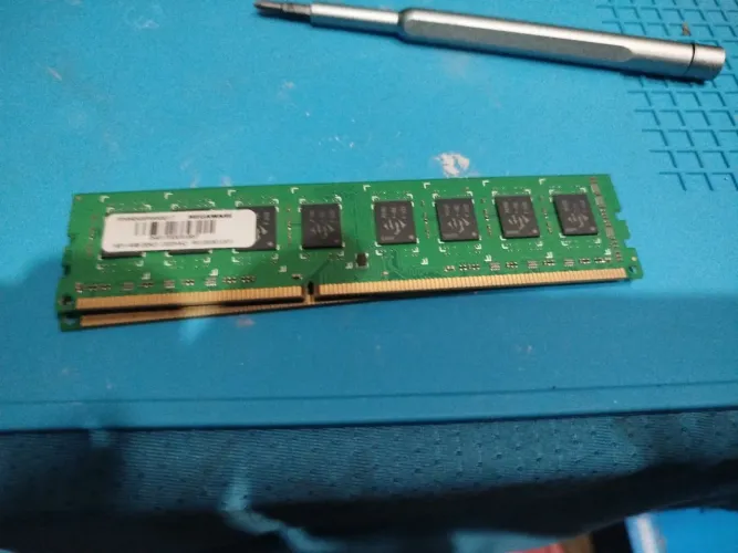 Memória ram 4Gb ddr3 1333mhz