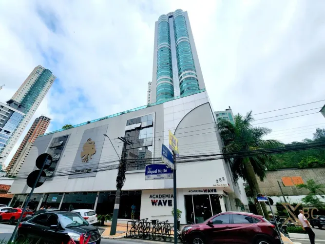 Apartamento 3 Quartos para Venda em Balneário Camboriú, Pioneiros, 3 dormitórios, 3 suítes