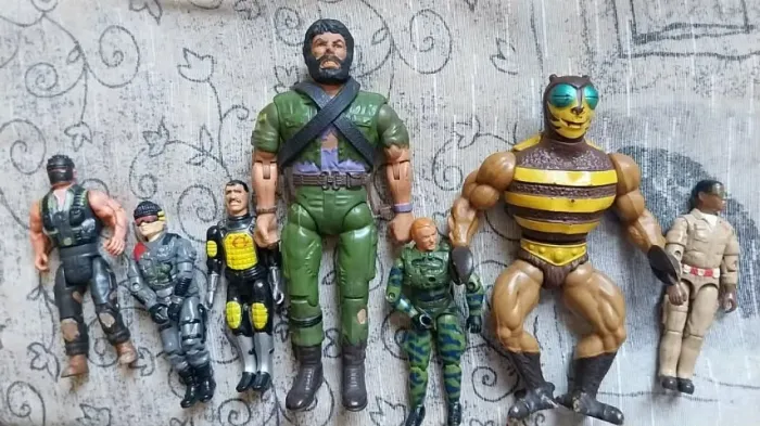 Bonecos anos 80