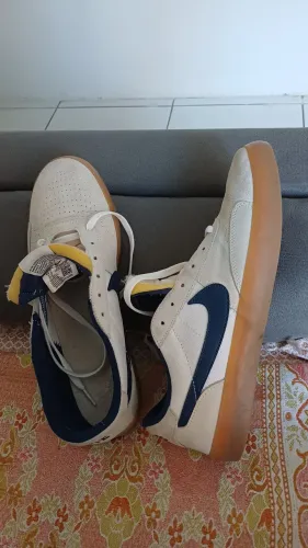 Vendo Nike original usado uma vez, ficou apertado