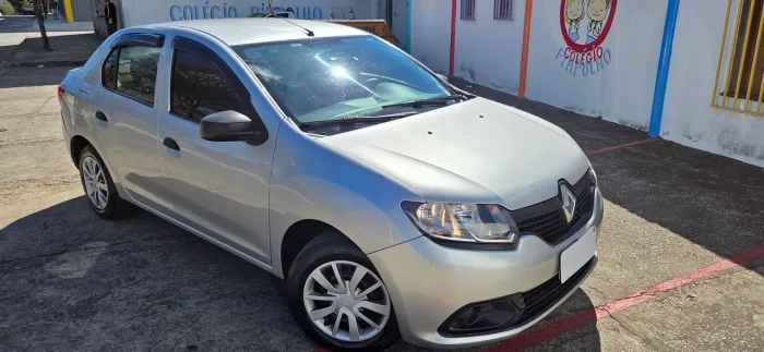 Renault Logan Authentique Hi-flex 1.0 16V 4P 2016