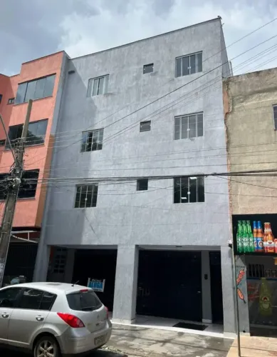 Aluga-se apartamento no Paranoá.