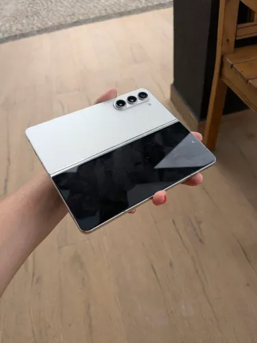 Z fold 5 1TB tela grande quebrado