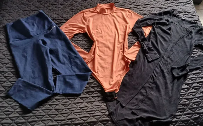 Desapego roupas pp/p por 25 reais