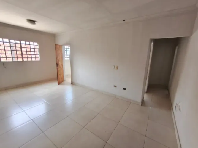 Alugo apartamento no Centro