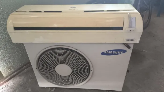 VENDO AR-CONDICIONADO SAMSUNG 18.000 BTUs