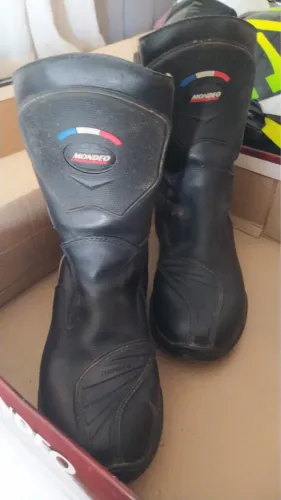 Bota Mondeo para moto
