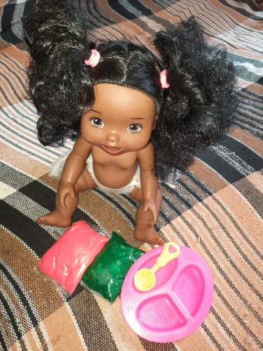BABY ALIVE COME MASSINHA