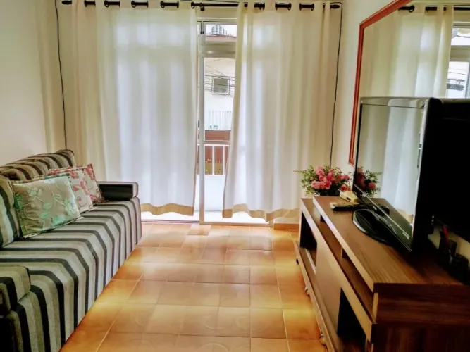 Apartamento 2 dormitorios COM AR, proximo da Avenida Brasil e rua 1500 Balneário Camboriu