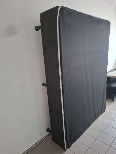 BOX para colchão casal em bom estado