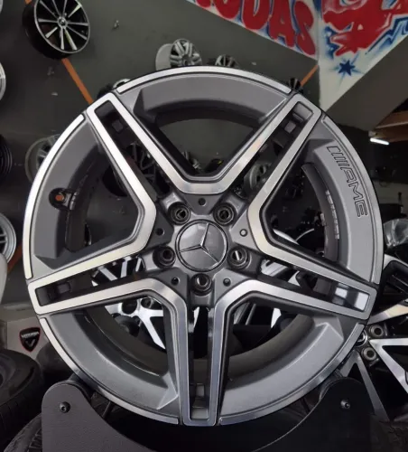Jogo de rodas C 300 AMG aro 18 5x112