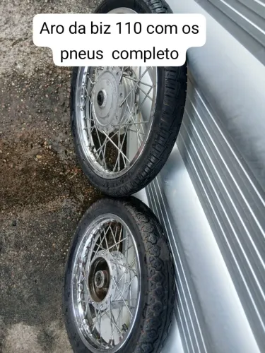Vende-se pneus novos e rolamento e aro