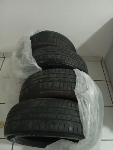 03 Pneus Bridgestone 185/60 - 15