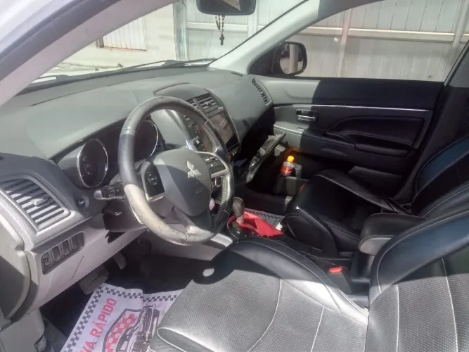 Mitsubishi ASX 2.0 16V 160cv Aut. 2013